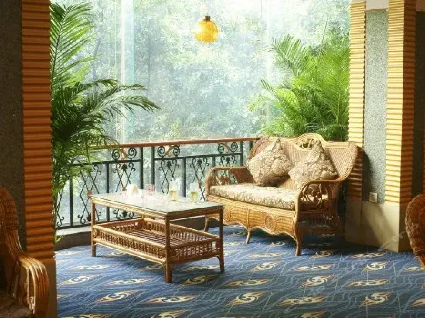 Chengdu Population Hotel