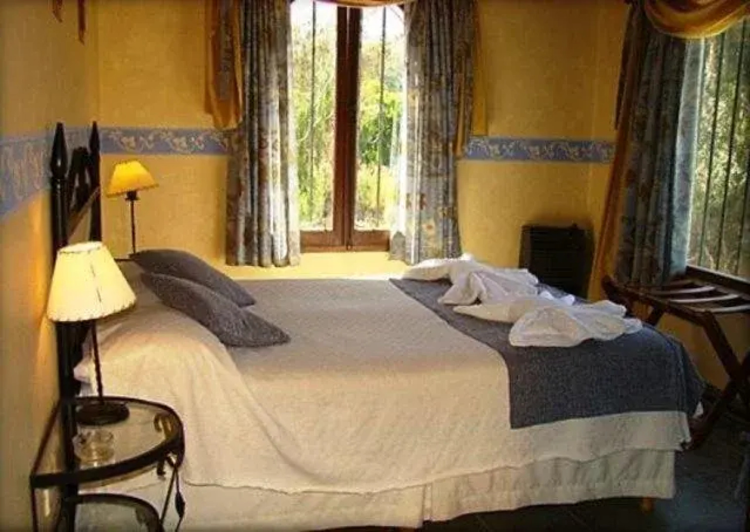 Hotel Pueblo Antiguo