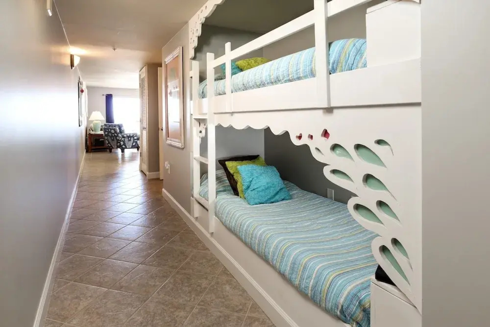 Pelican Isle 215 by RedAwning