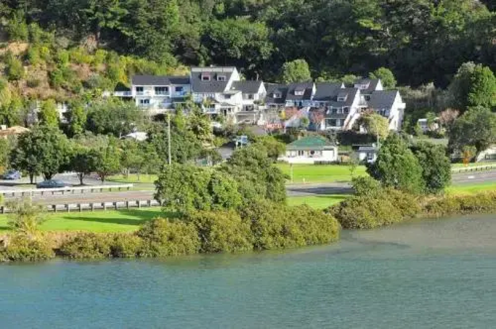 'Glanville Snuggery' - Waiwera