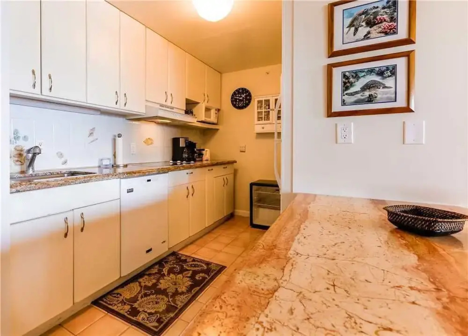 Valley Isle 205 by RedAwning