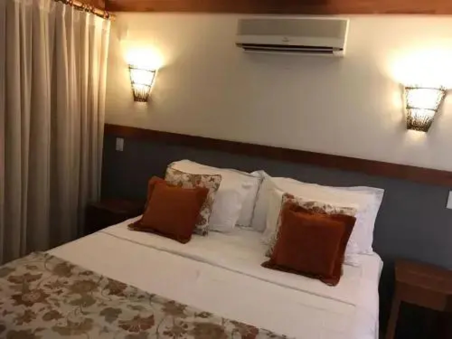 Bangalô em Ilhabela/Yacamim