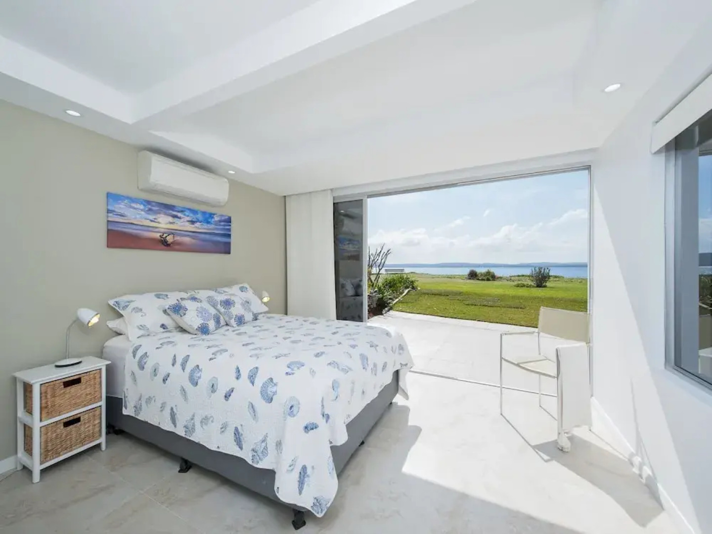 Stunning Waters, Sandy Point Road, 1/46