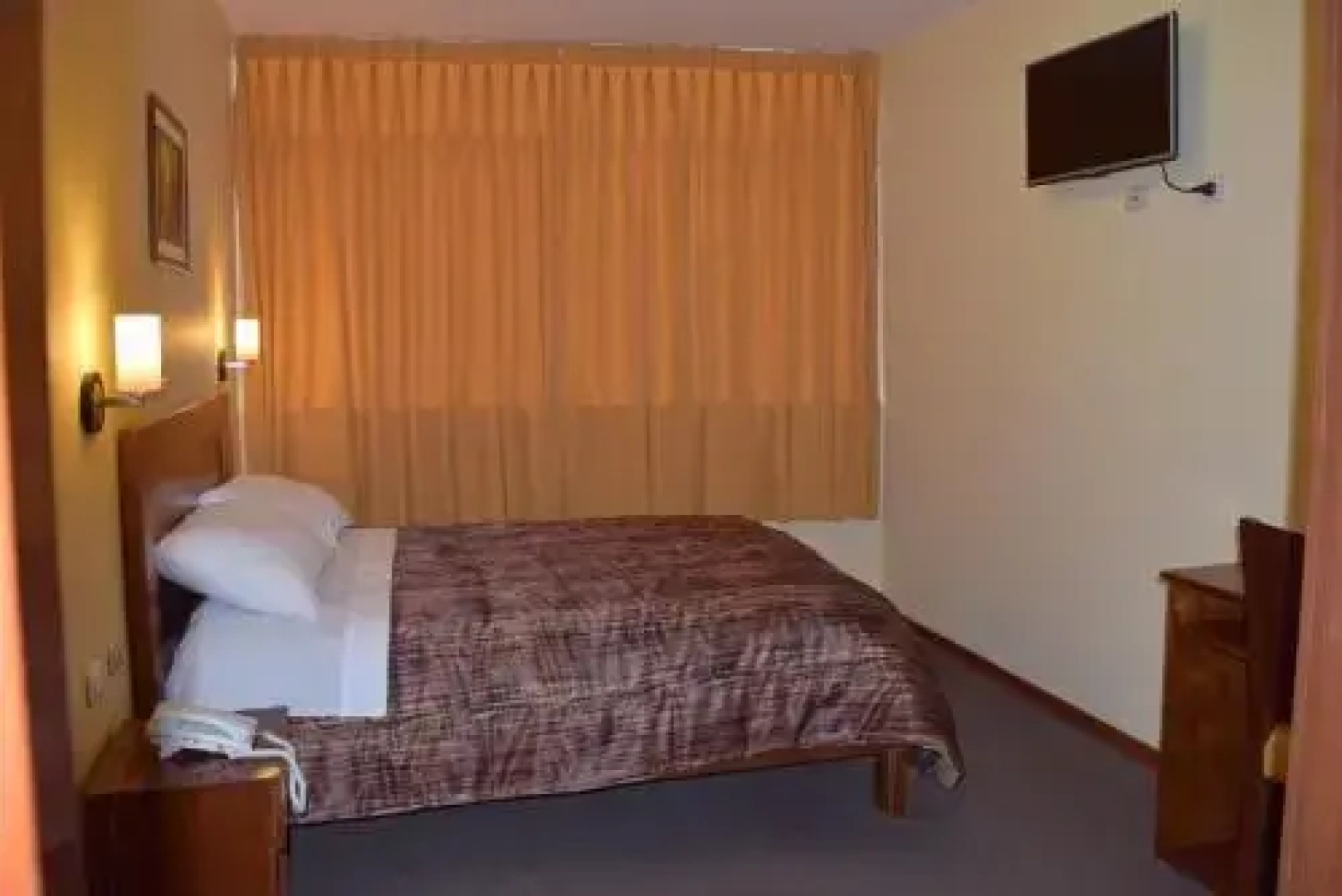 Illariy Hotel
