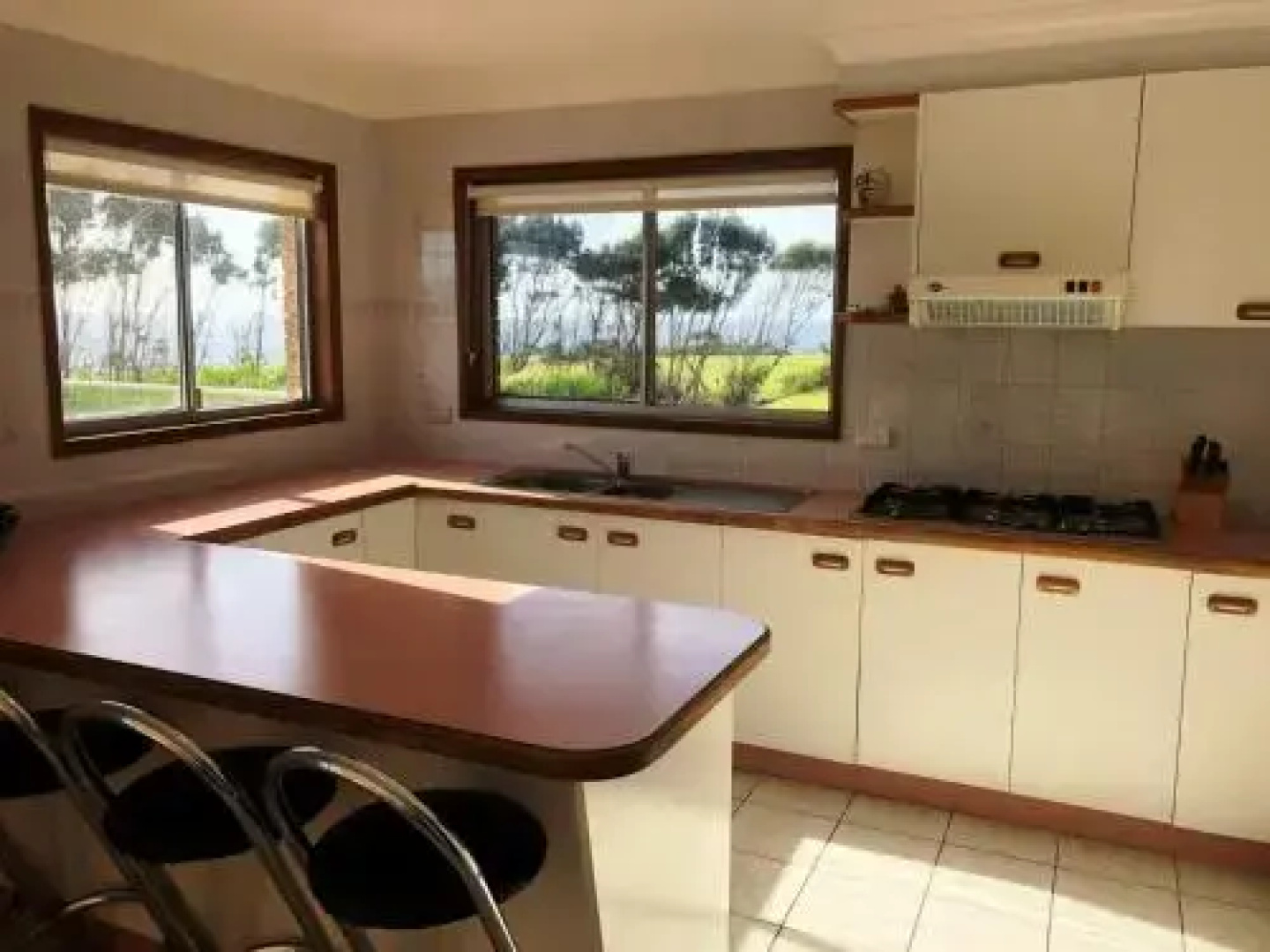 3 Bay Lane