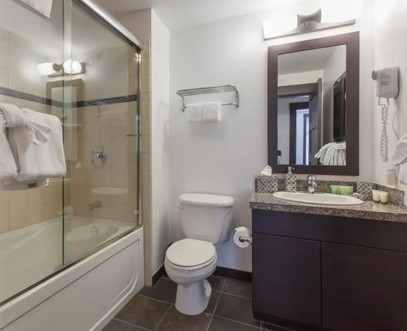 Village 2230 White Mountain Lodge