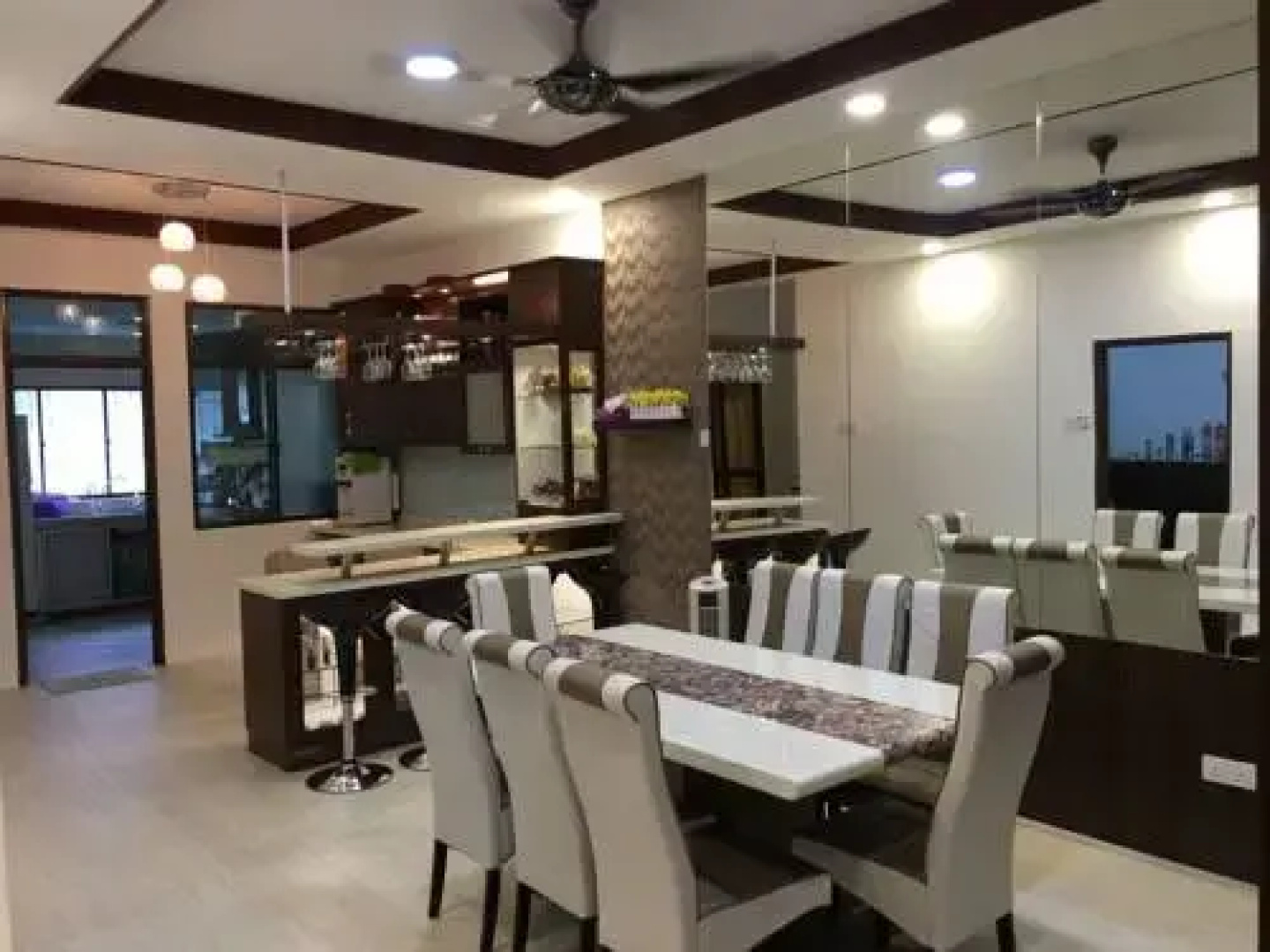 Shiny Homestay