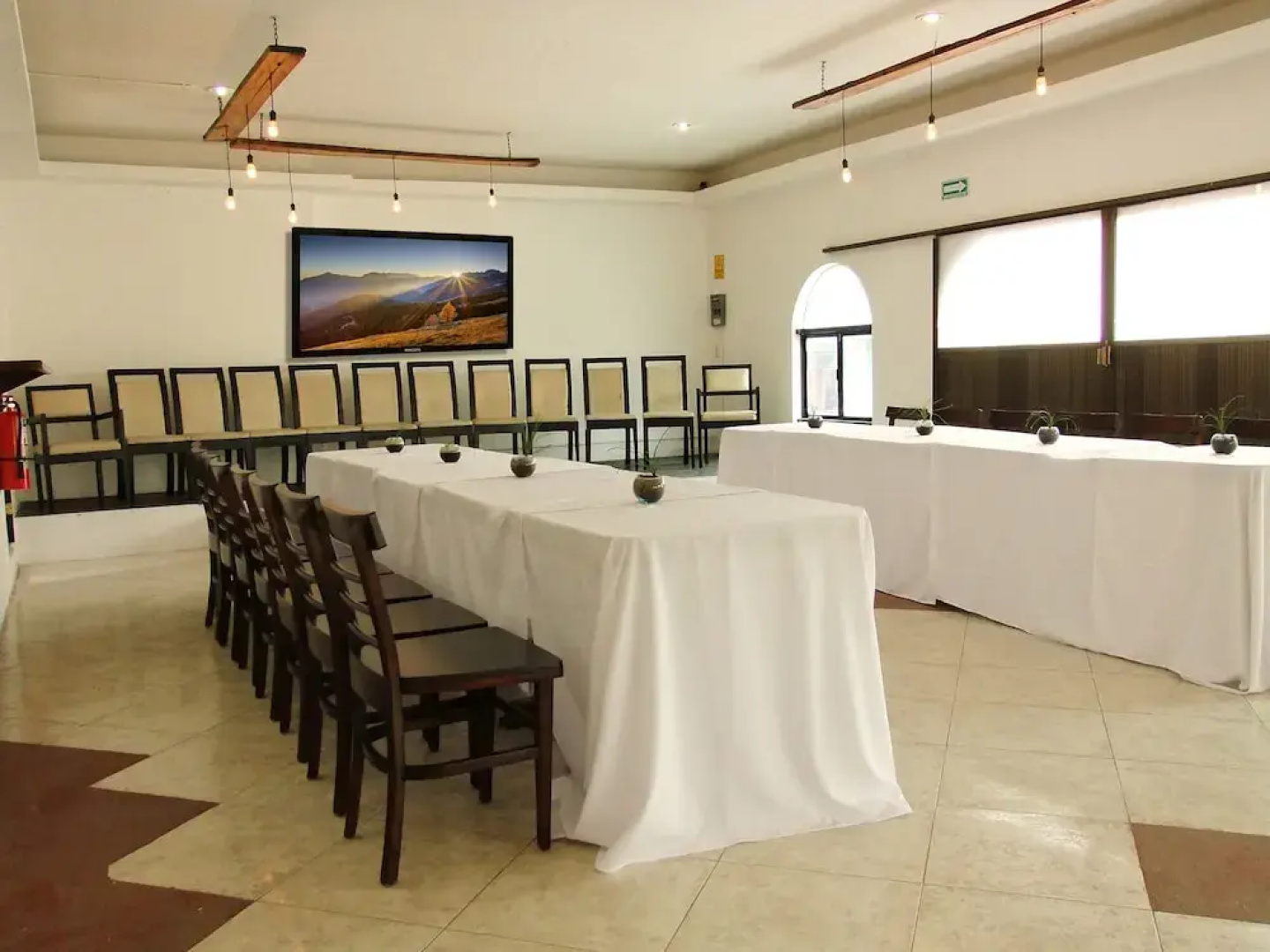 Hotel Real Del Aguila