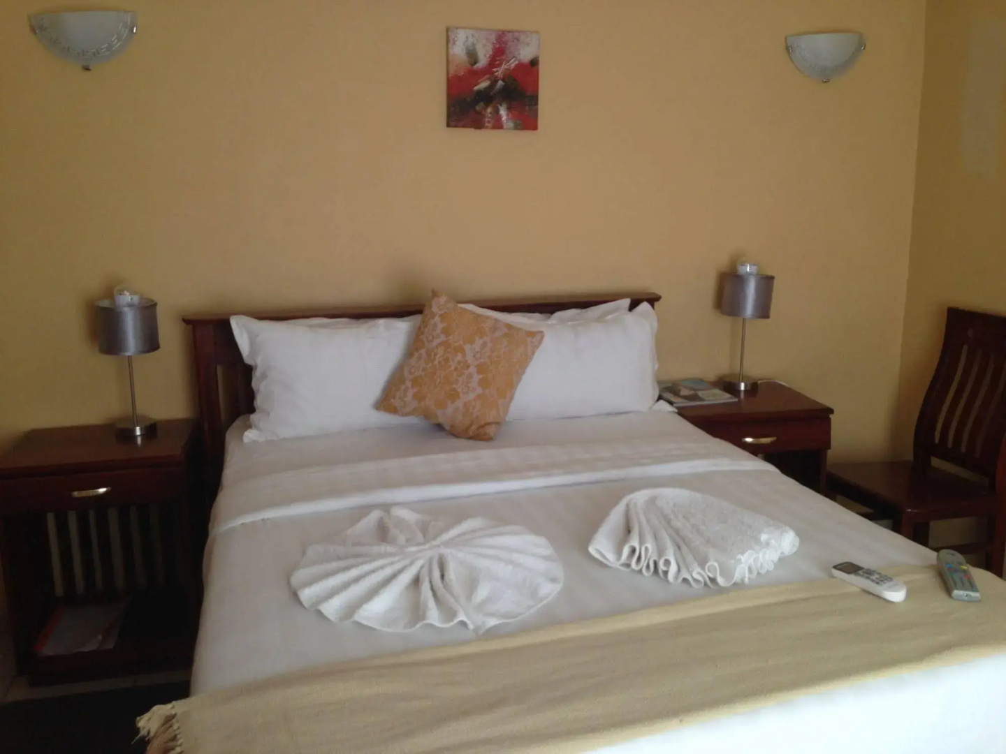 Isabel Guest Suites & Tours