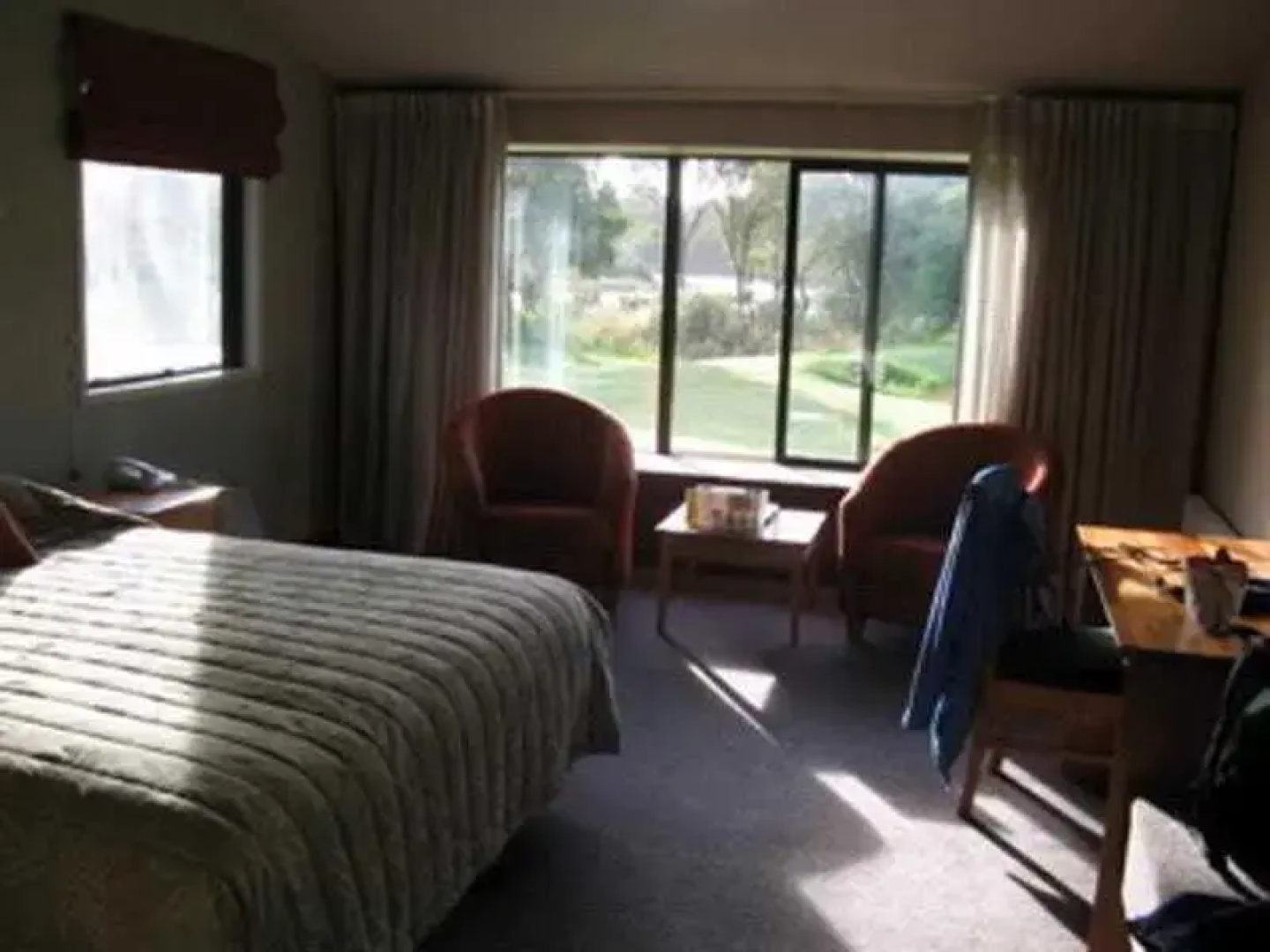 Wilderness Lodge Lake Moeraki