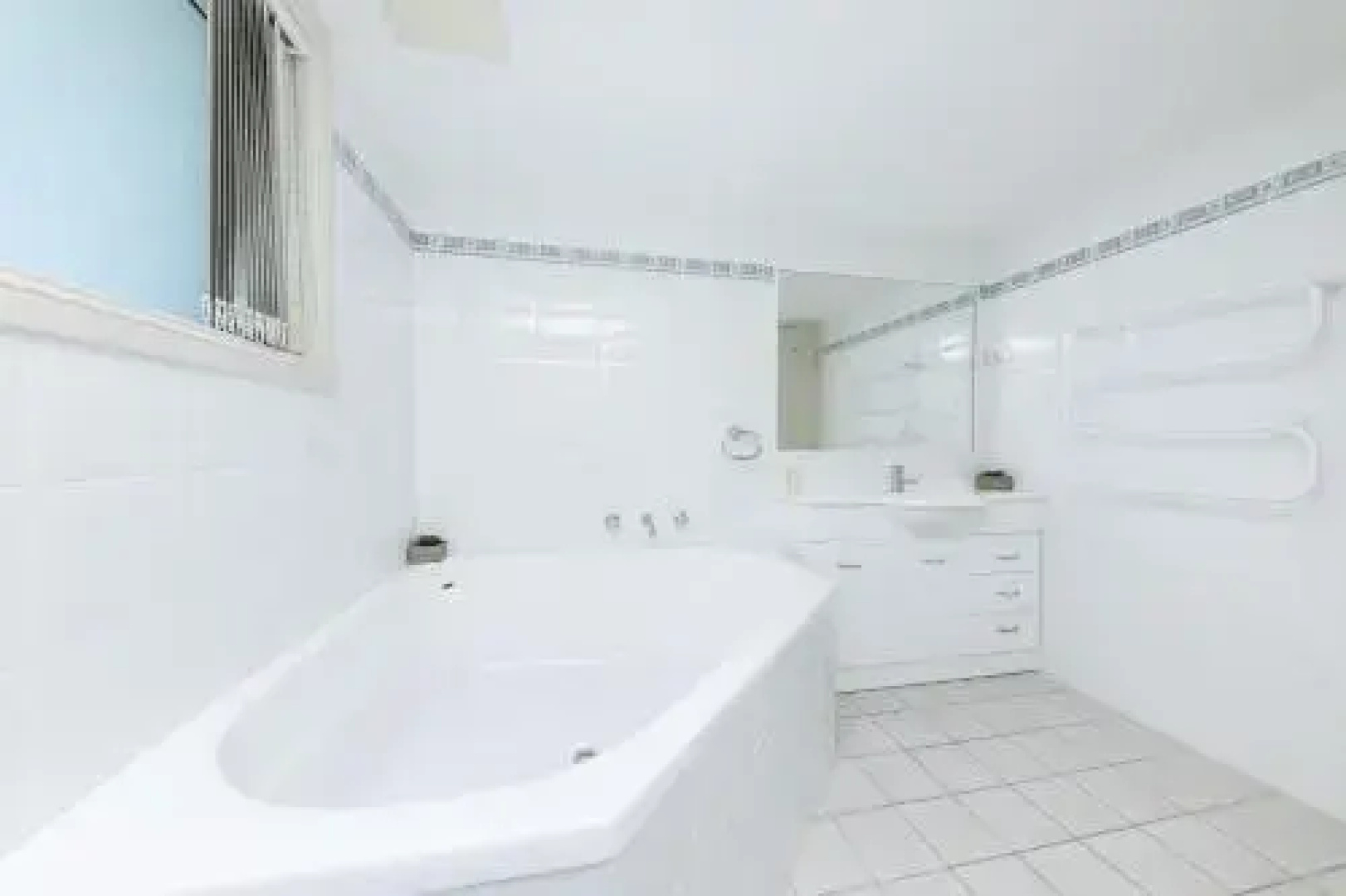 Mirage, Unit 502 6-8 Manning Street