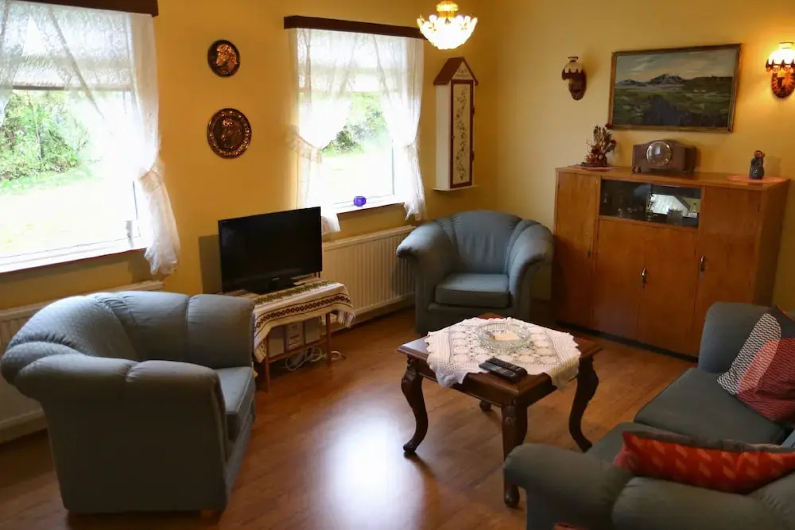 Blómsturvellir Holiday Home