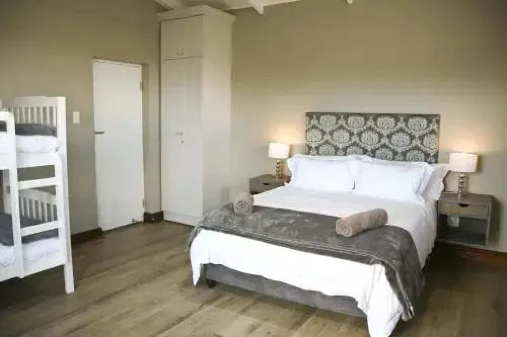City of Saints Self -Catering Guest Cottage