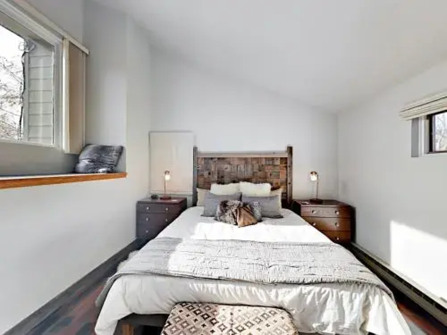 22 Wellington Lane Townhouse Unit 4