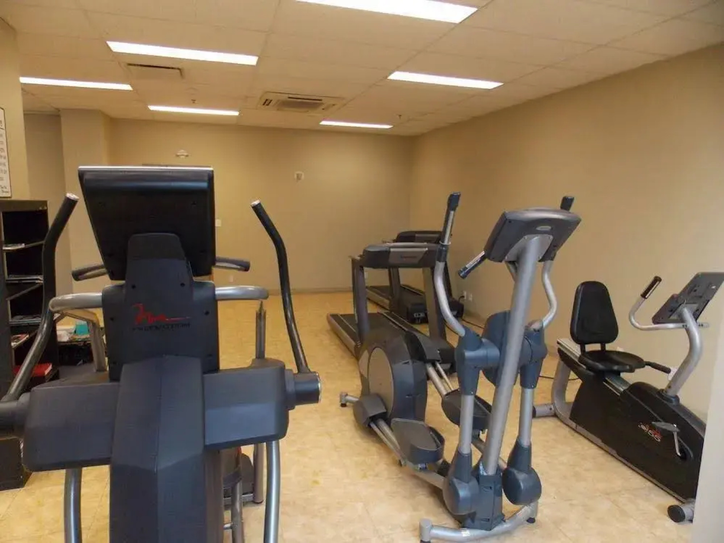 FastLane Suites in Tarjan Pointe