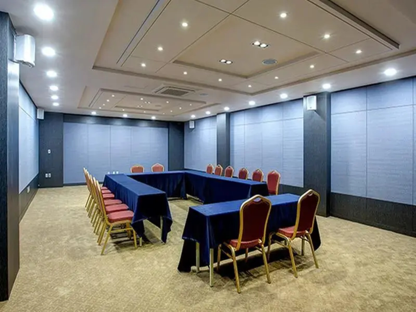 Jinha Hotel & Resort