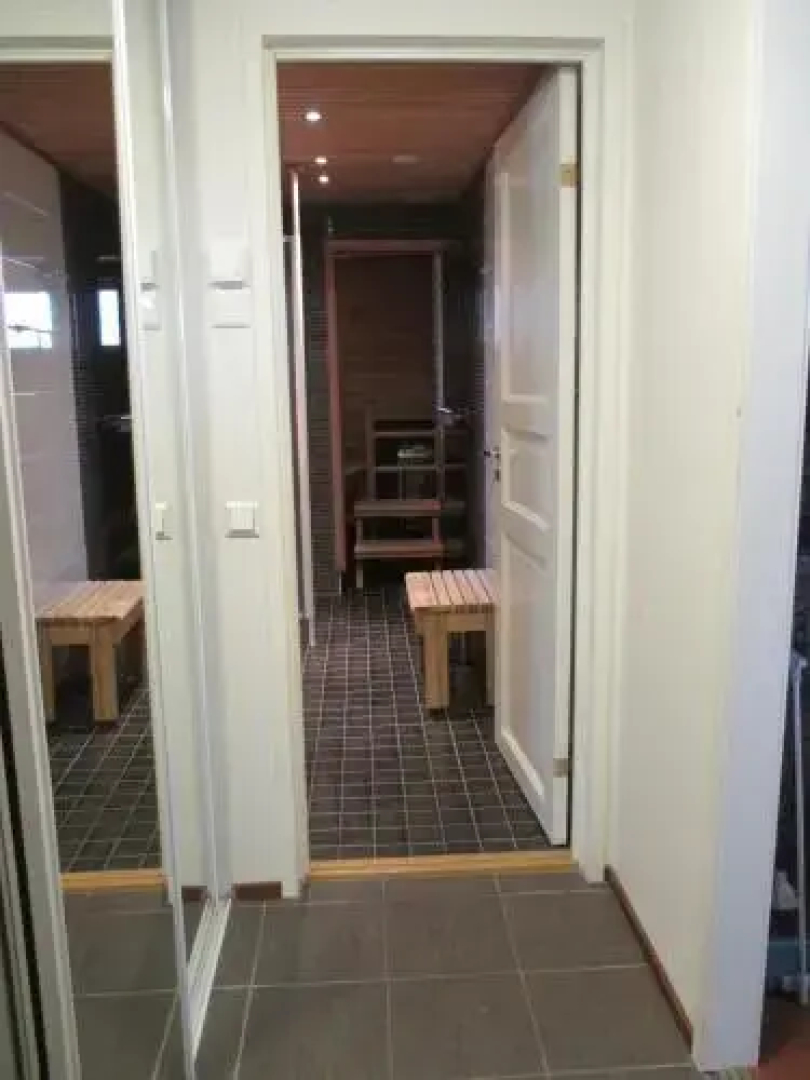 Polar Star Apartments