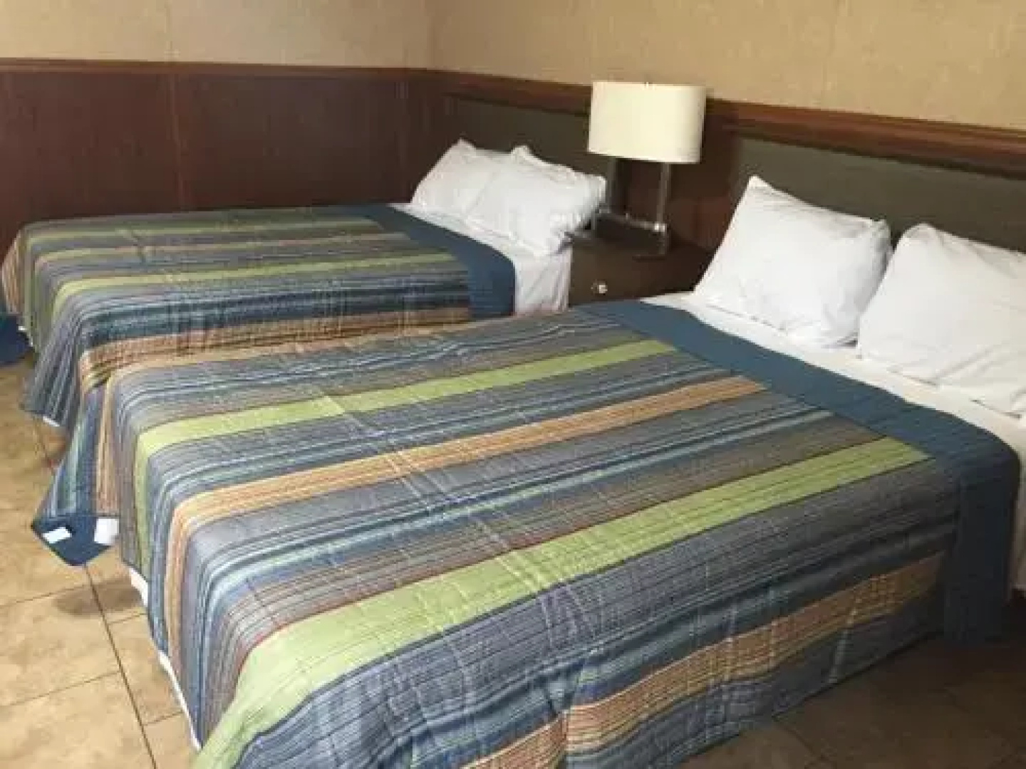 Grand Eagle Ford Lodge & RV