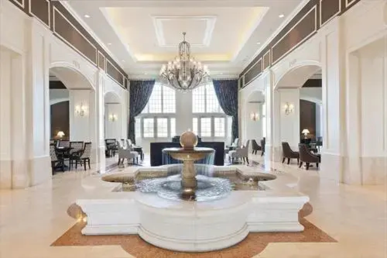 Grande Star - Large floor plan with two terrace balconies in Magnifice