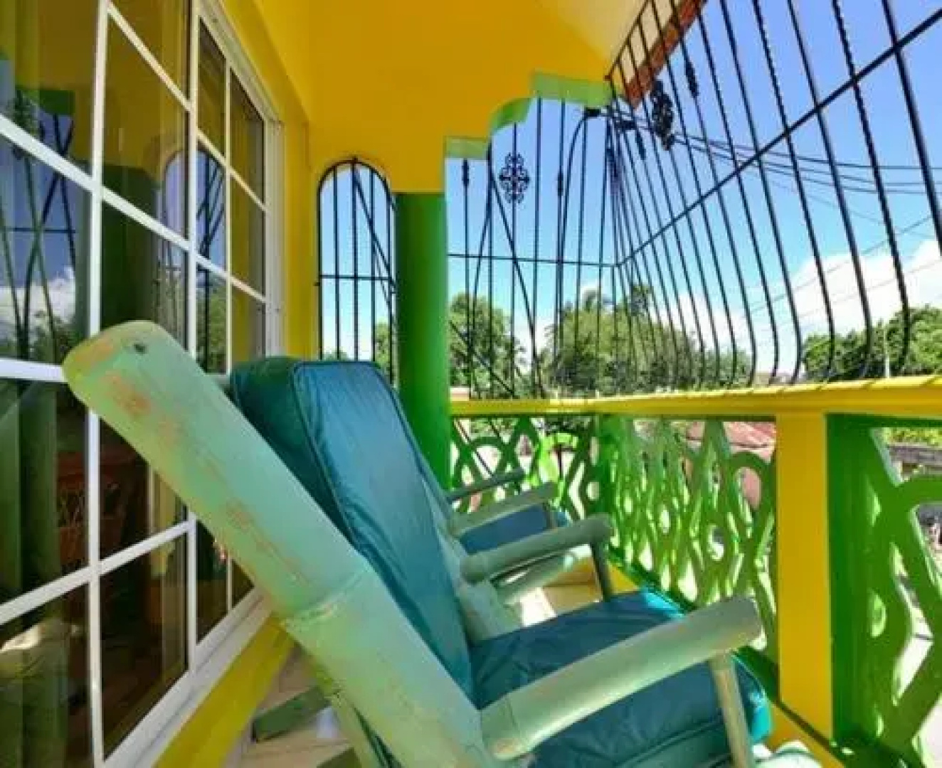 Aparta Hotel Las Flores