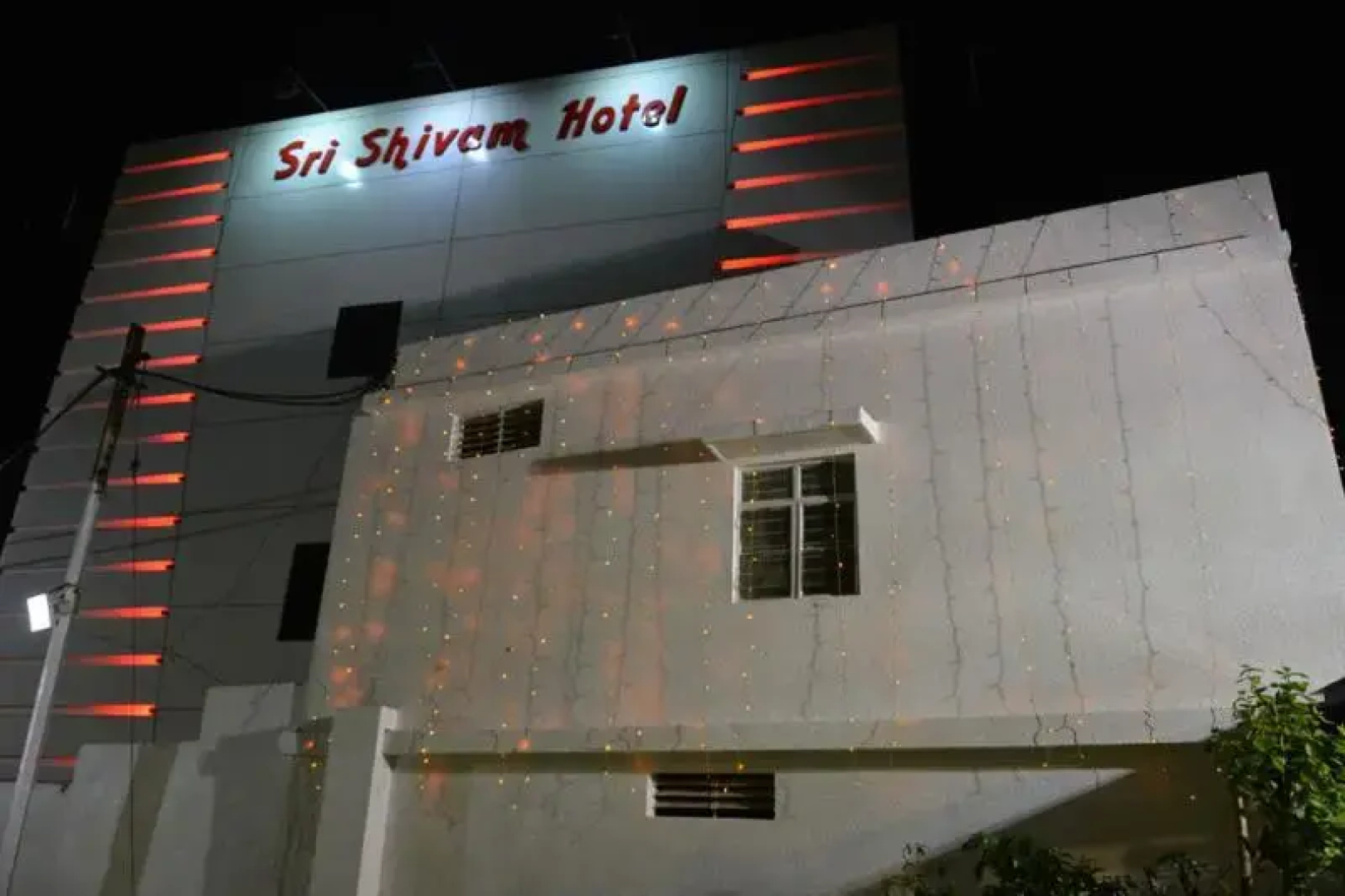 Sri Shivam Hotel