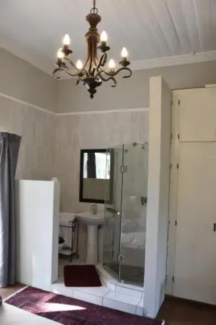 Poetry Guestrooms