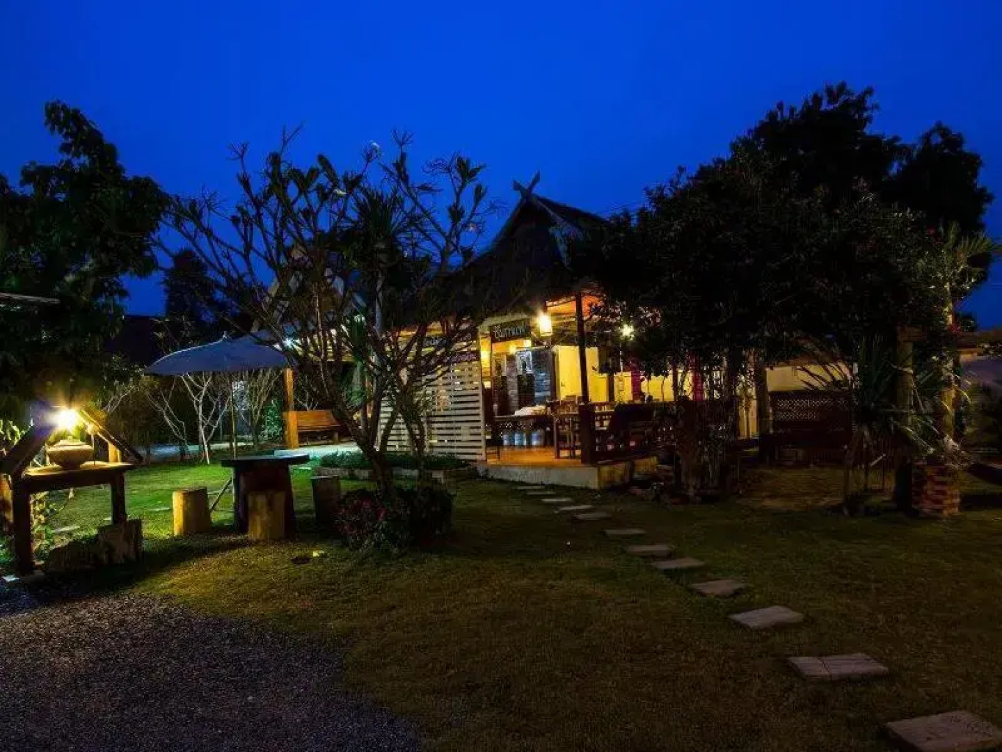 Ruen Mai Ngam Resort