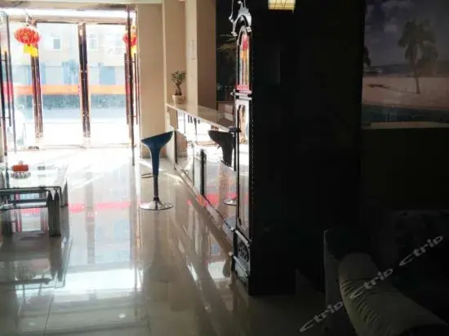 Ruyi Inn