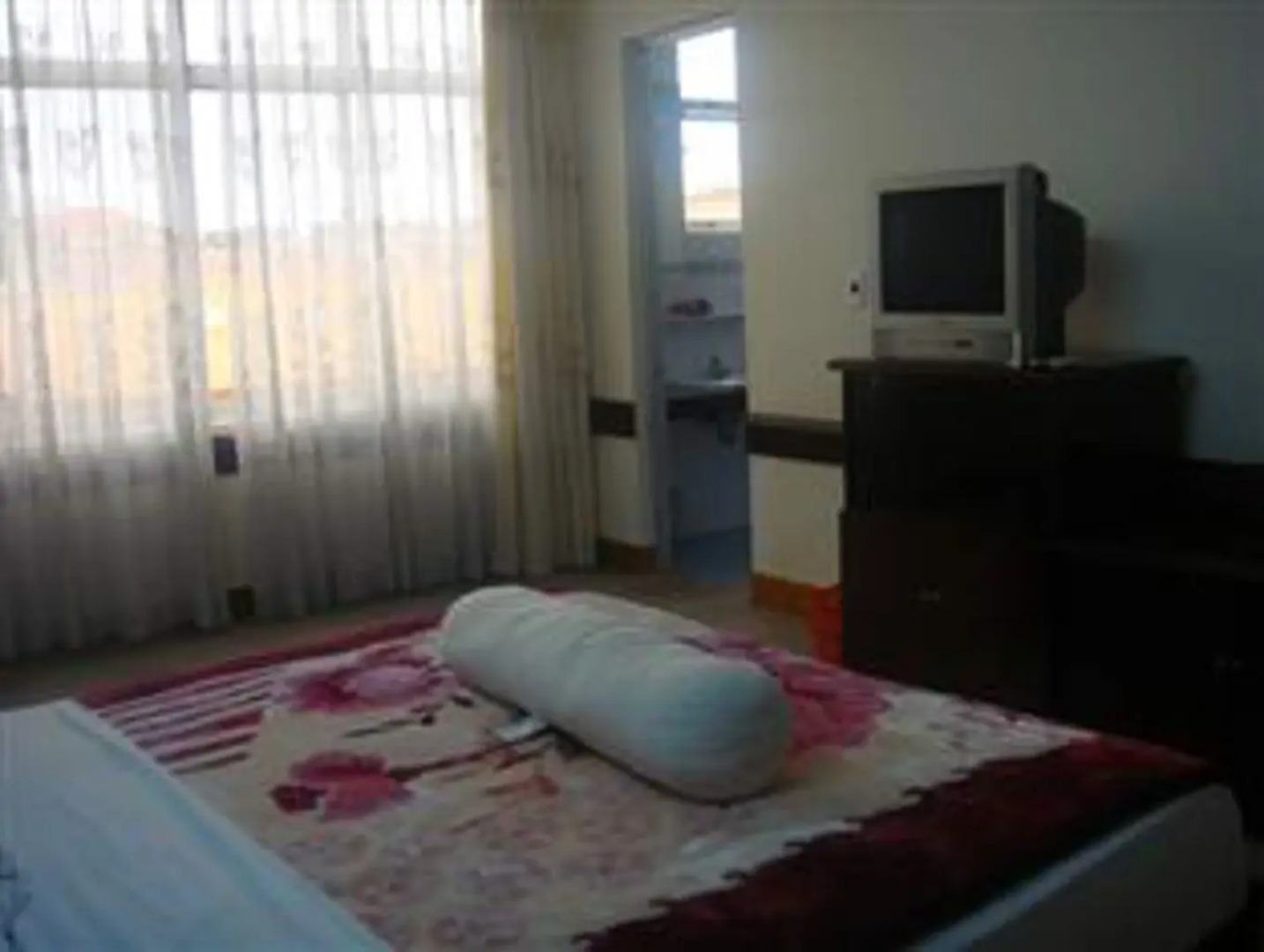 Khách Sạn Cosevco Nhật Lệ