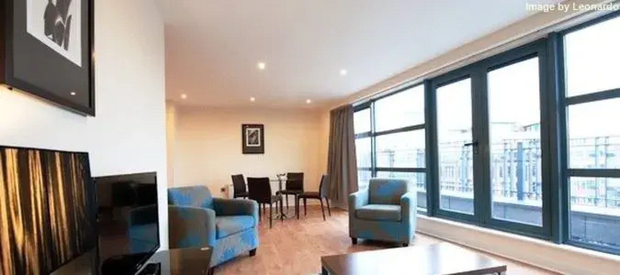 Piccadilly Central Apartments by MAX