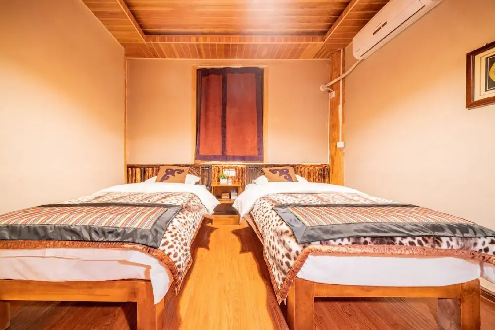 Shangri-La Home Inn