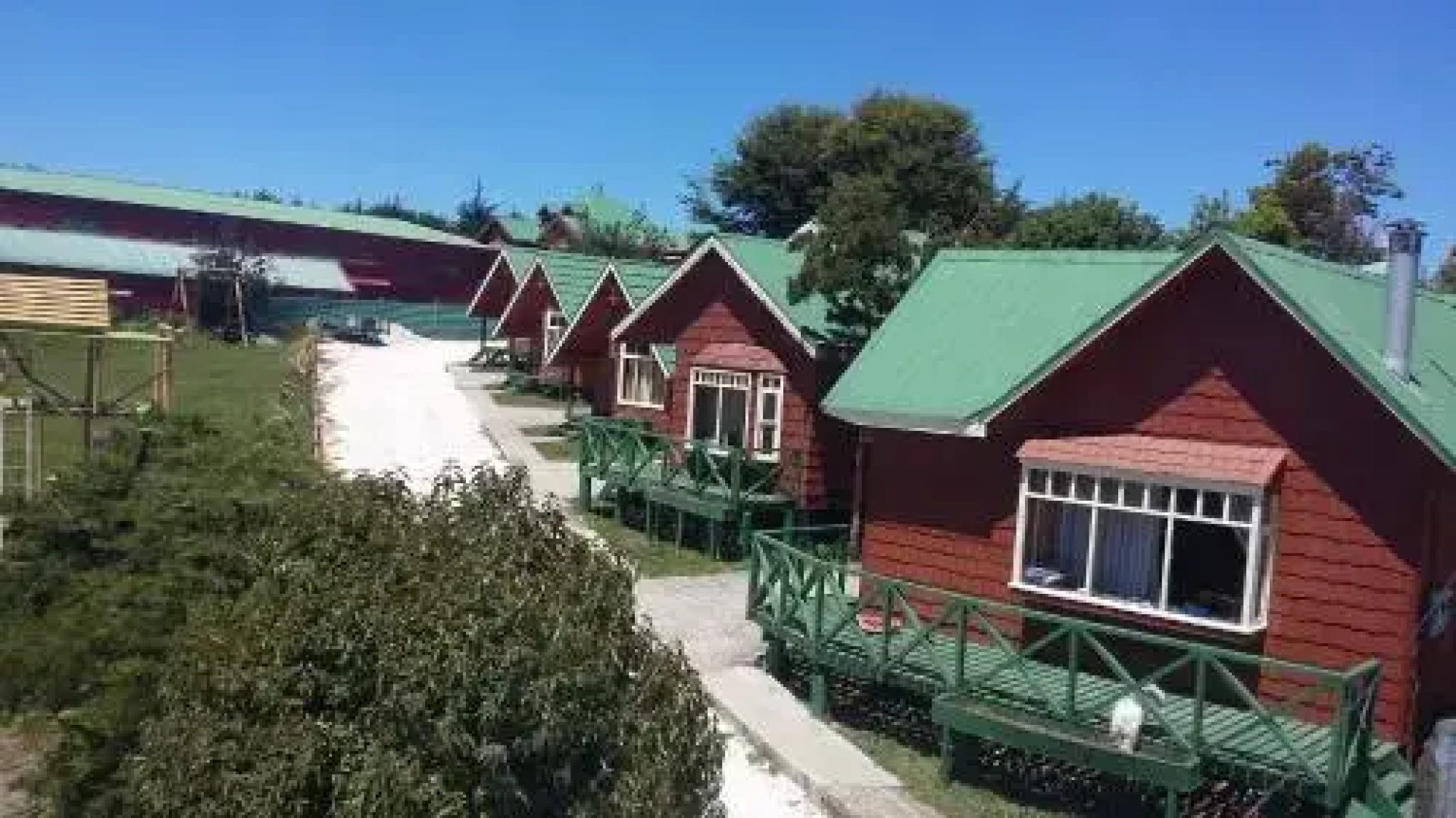 Queltehue Lodge & Cabanas