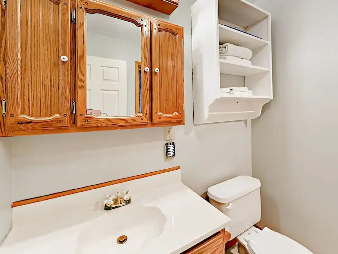 Mckenzie River Cottage Studio Bedroom 1 Bathroom Cottage
