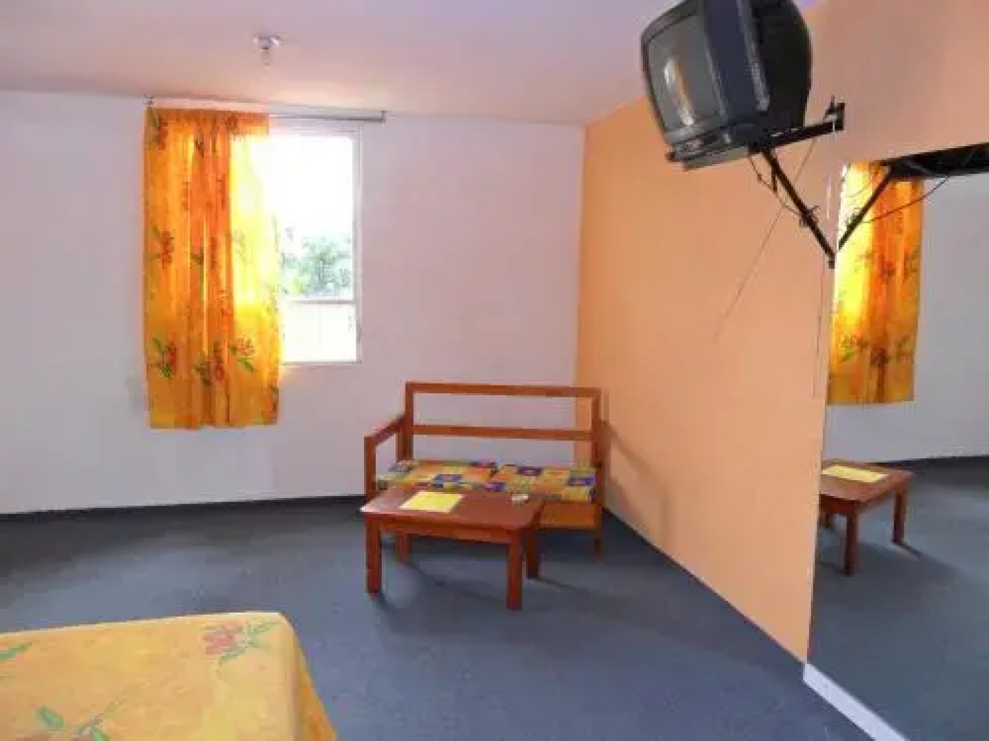 Hotel Las Cabañas