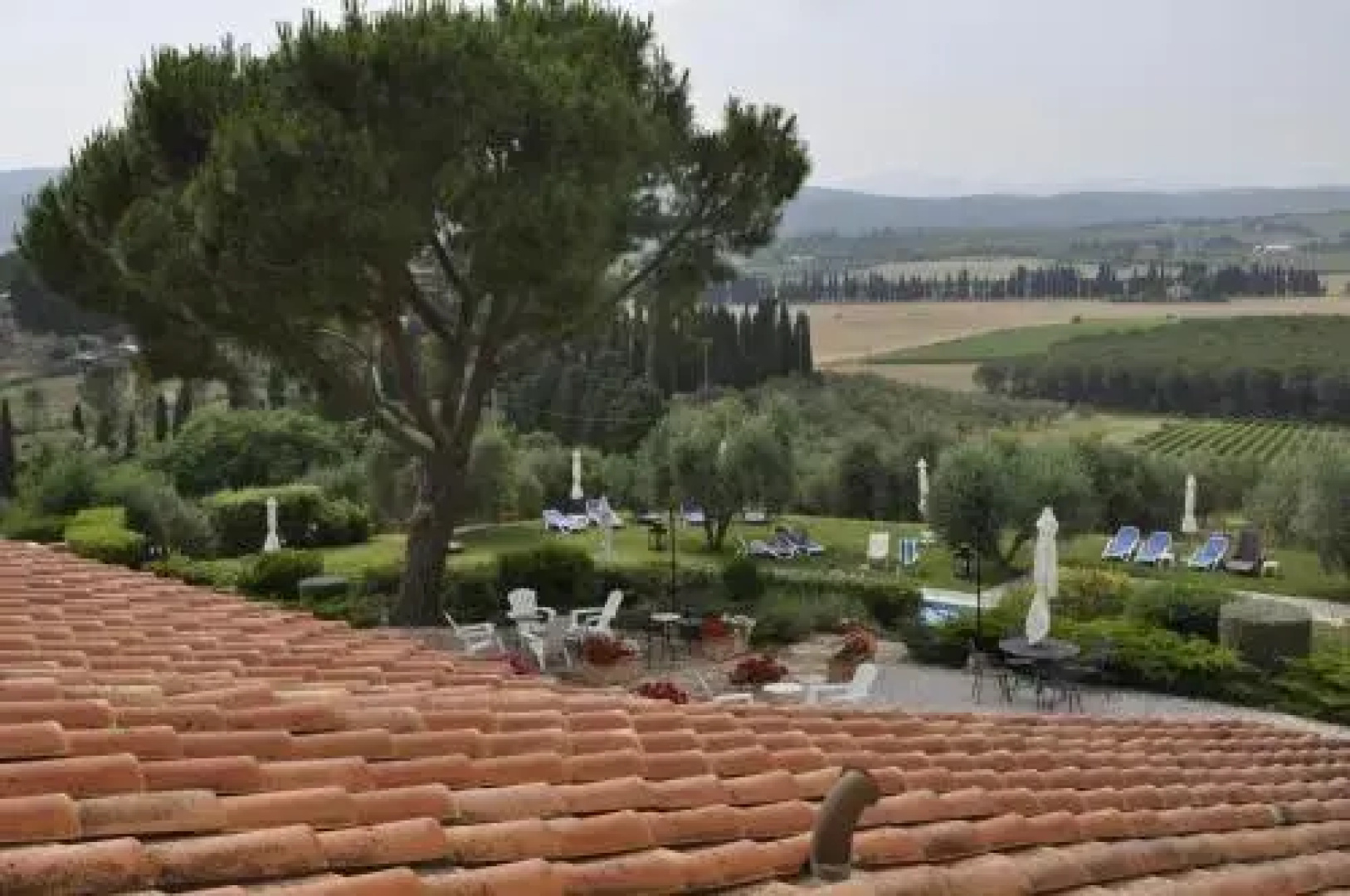 Tenuta Poggetti E Santa Laura