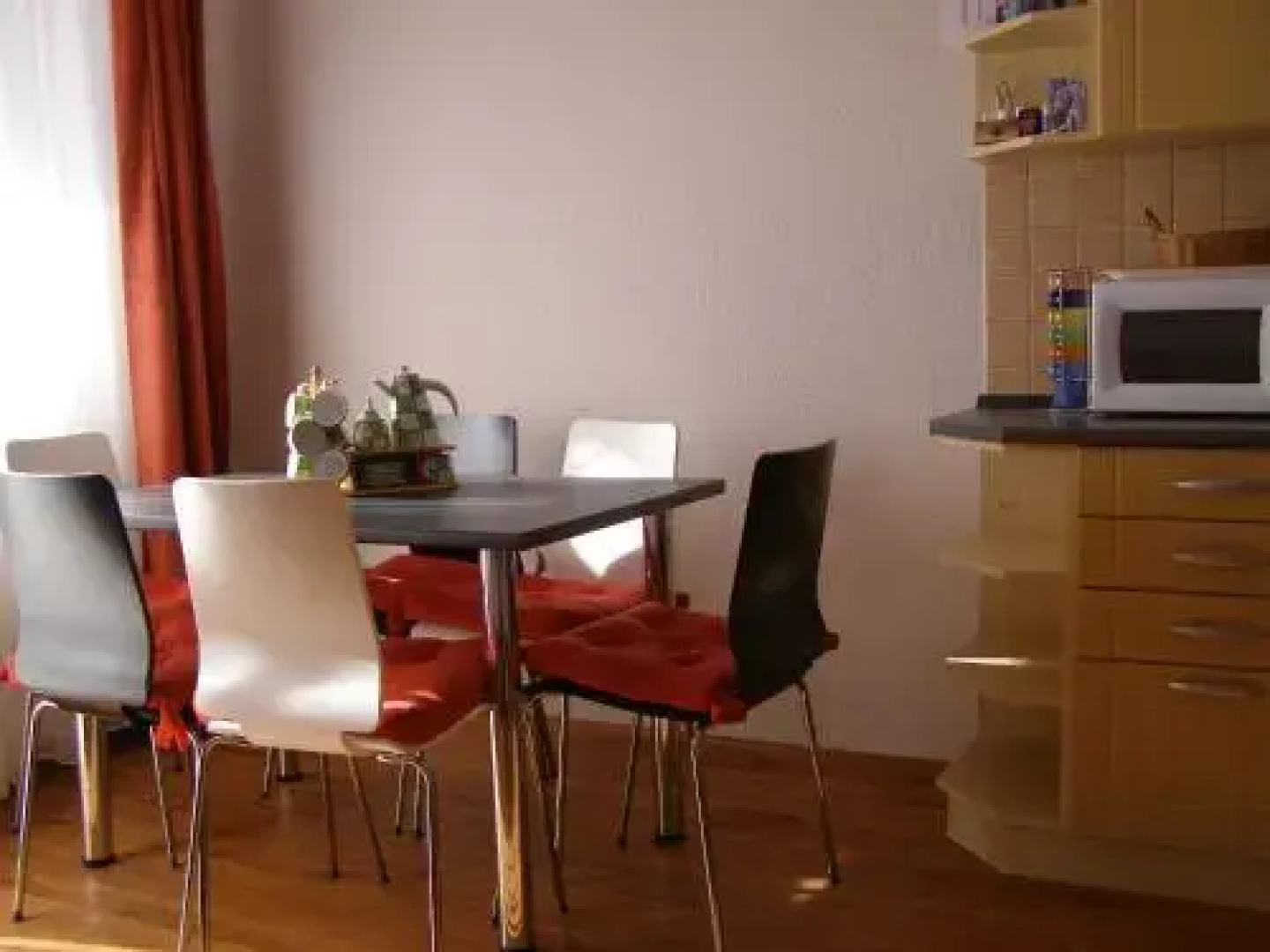 Liget Apartmanház