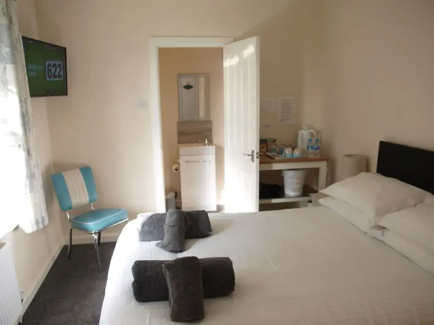 Holmsleigh Bed And Breakfast