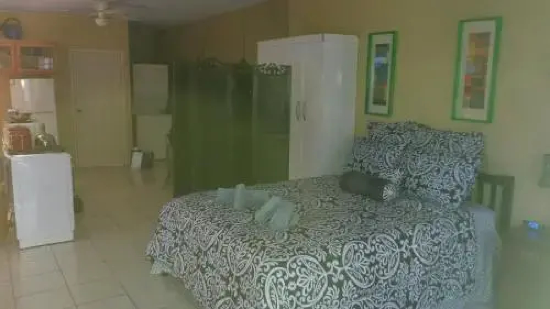 The Valley Oasis Inn