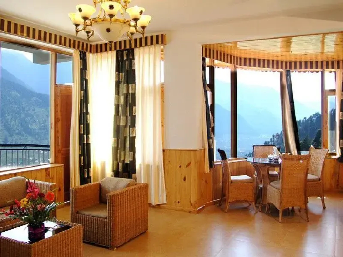 Mother Tree Cottage Manali