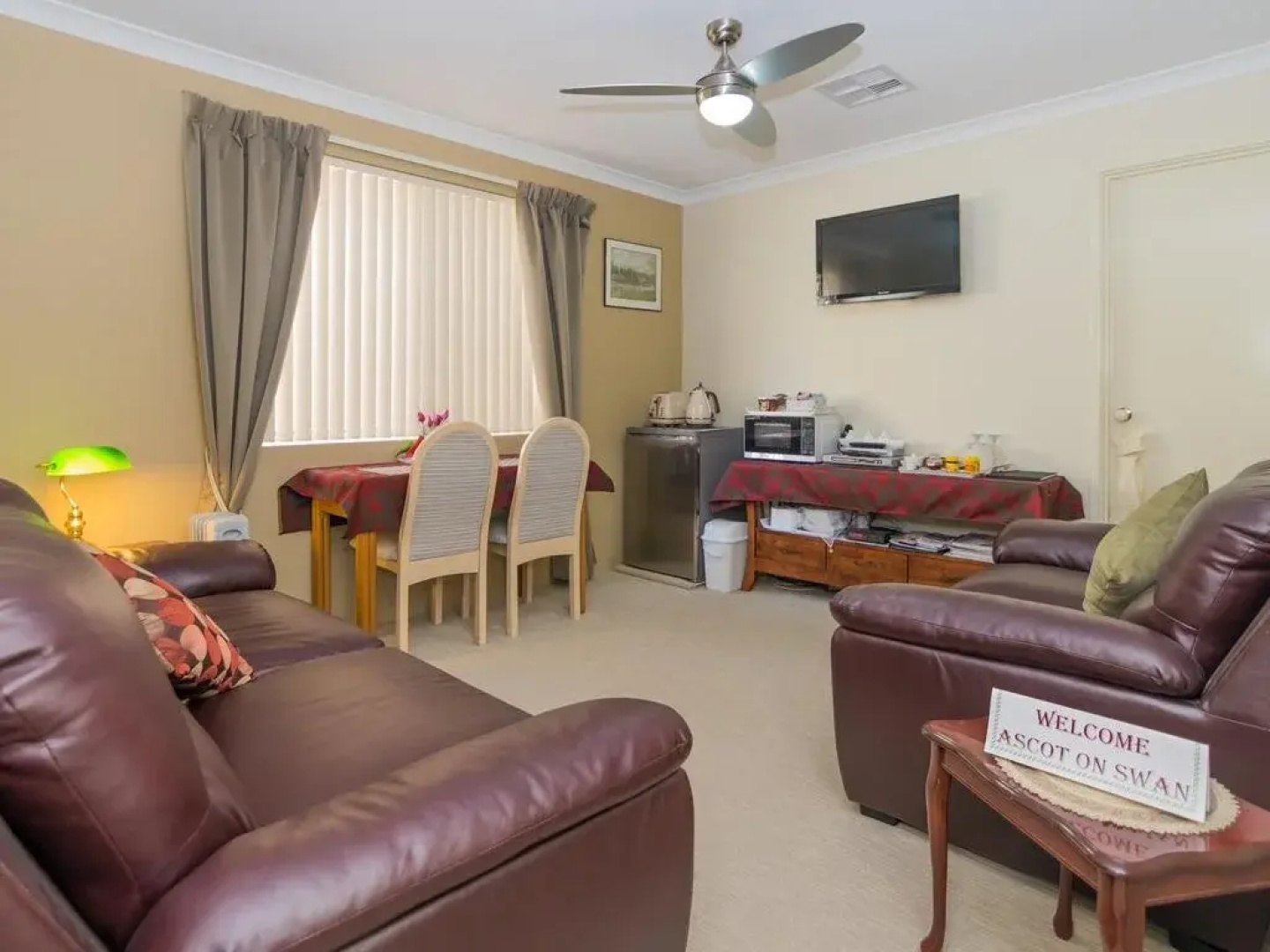 Ascot on Swan Bed & Breakfast