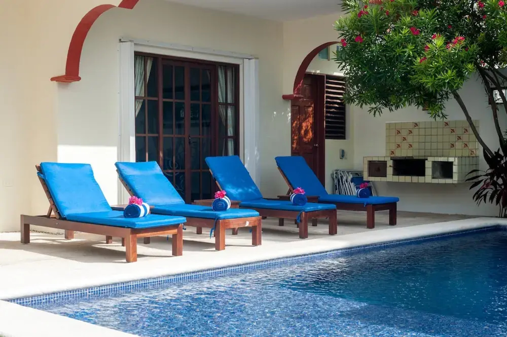 Casa Anita by RedAwning