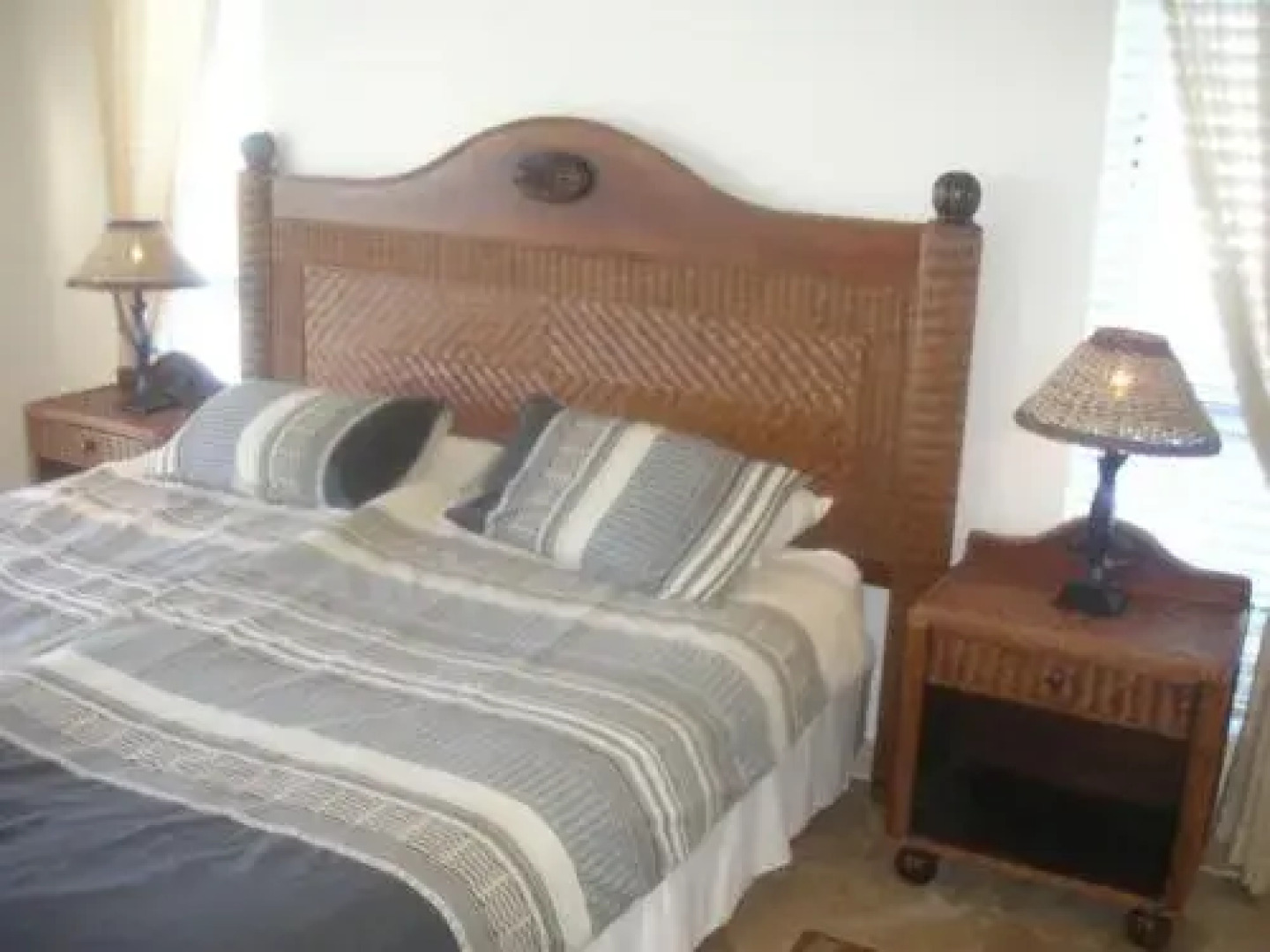 Waterside Living MM1404