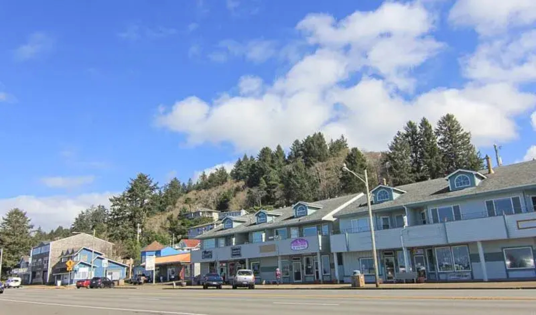 Depoe Bay Whalehouse - 2 Br home by RedAwning