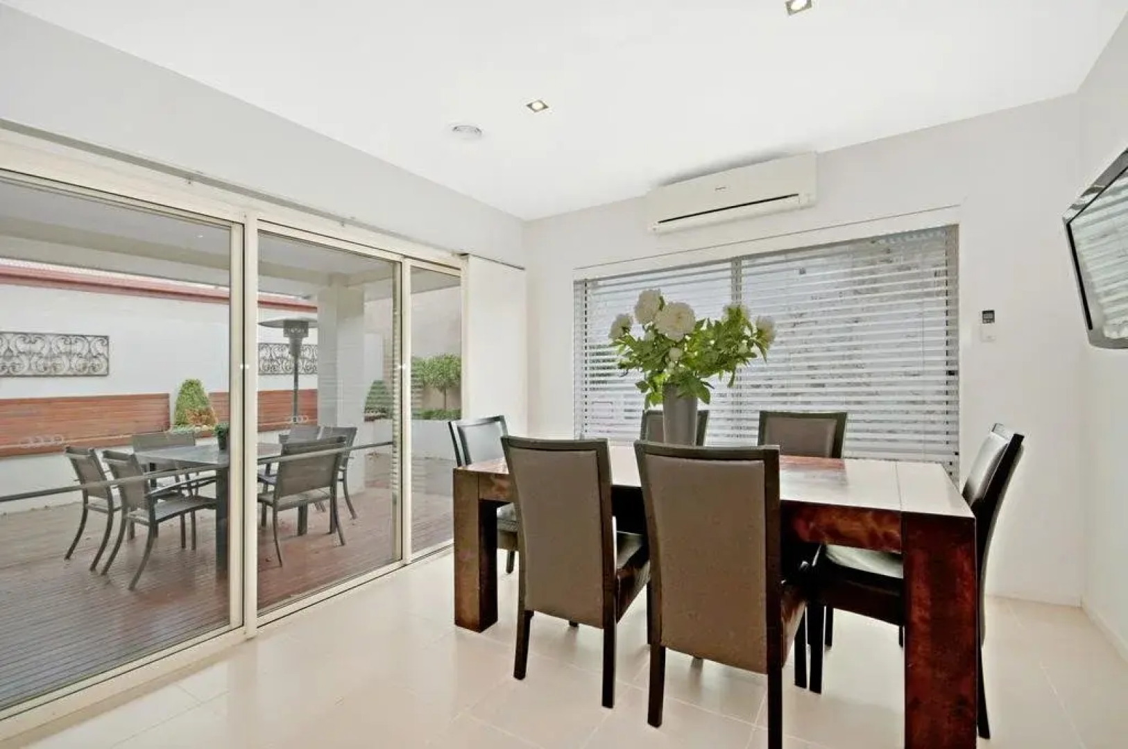 Central Warrnambool Townhouse