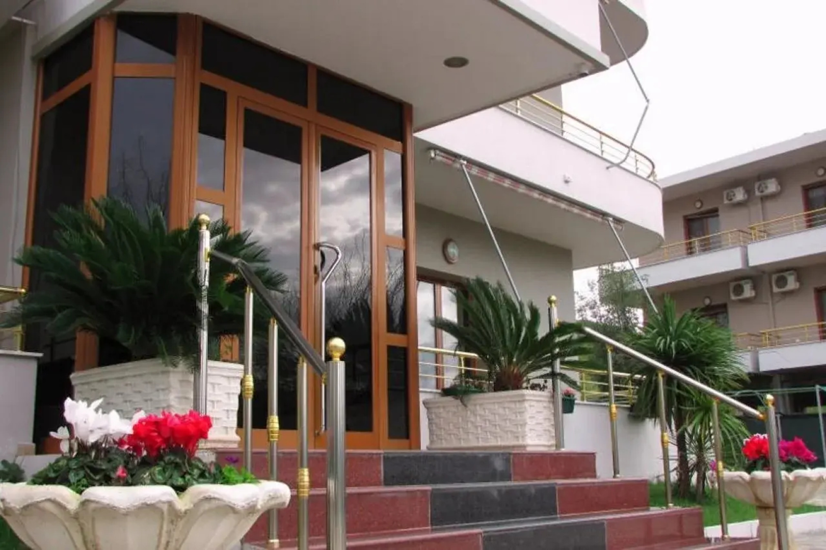 Denta Hotel
