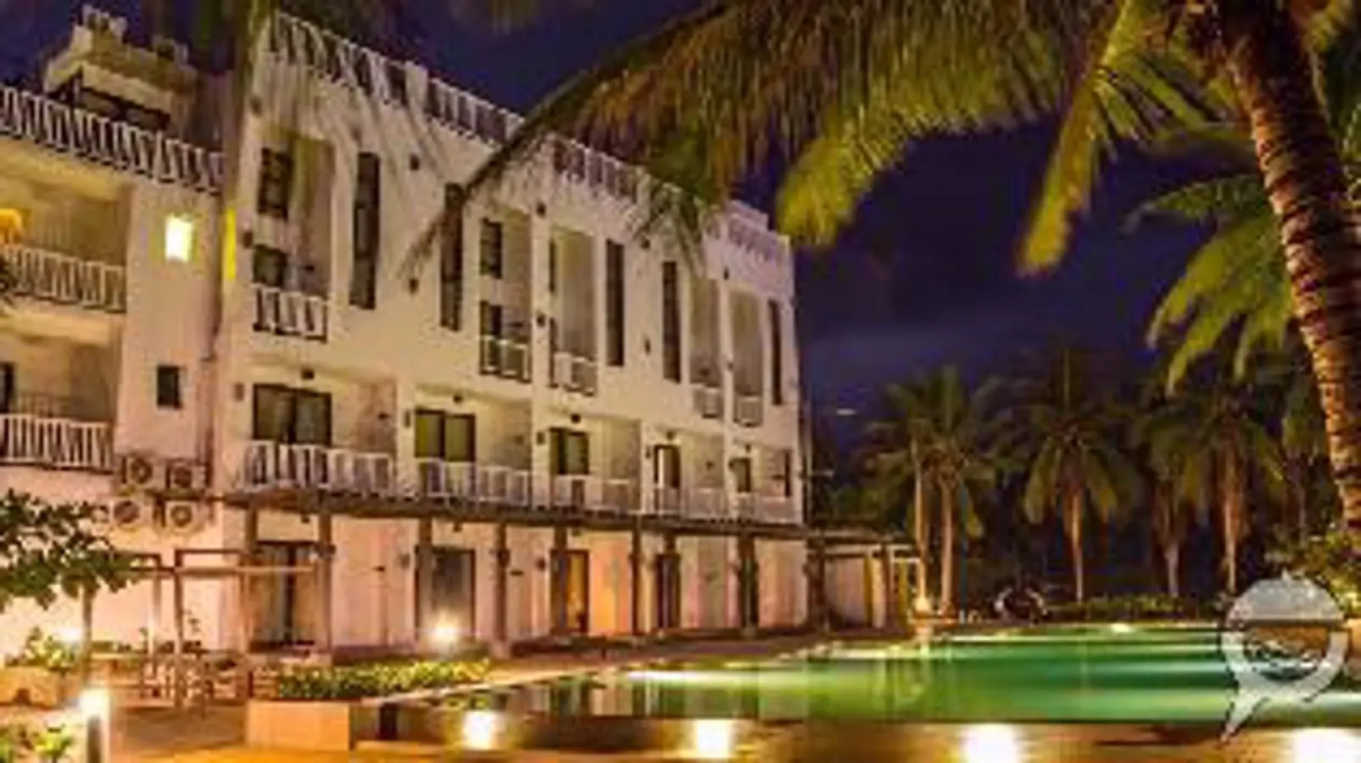 Camaya Coast Hotel