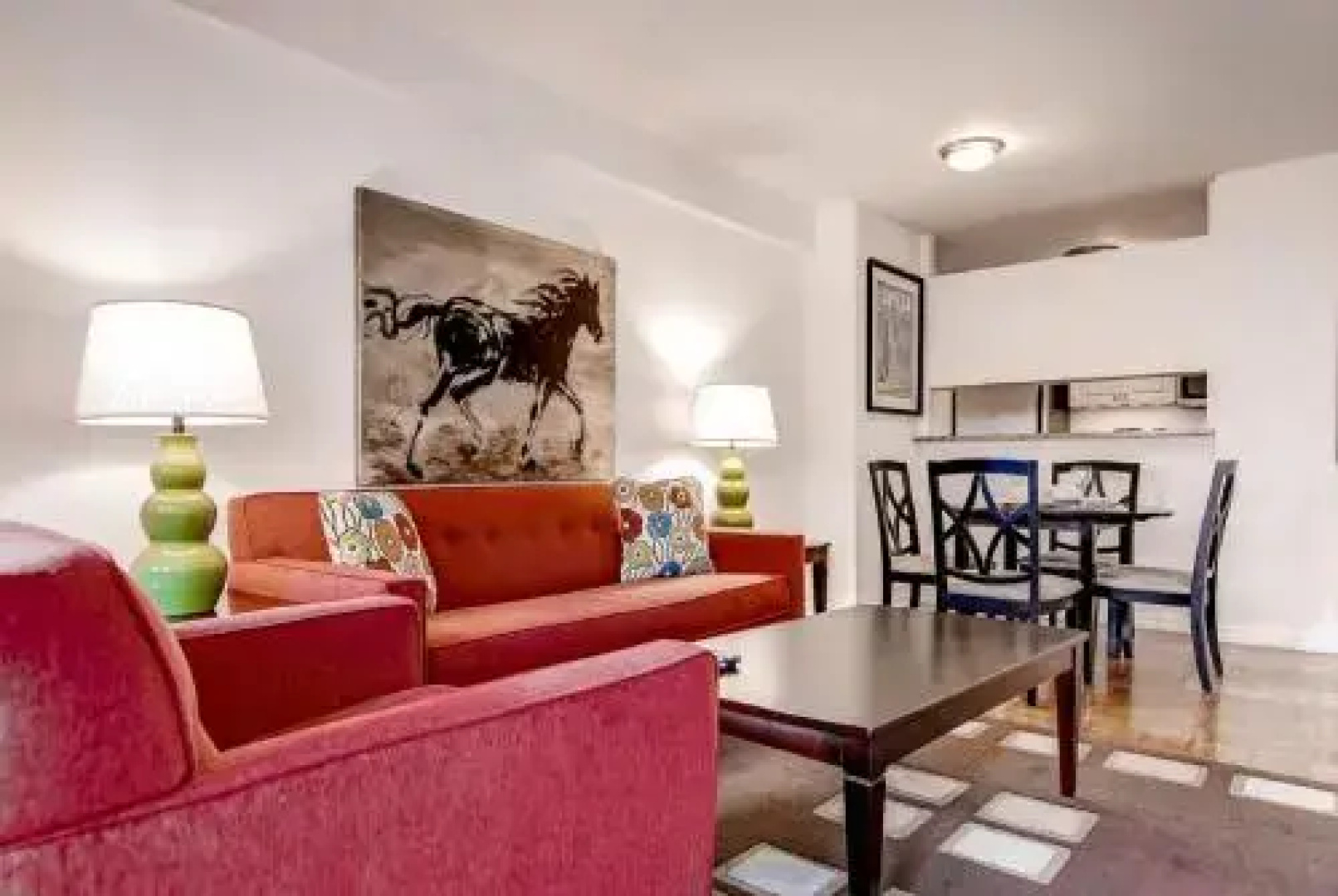 Global Luxury Suites At Symphony House