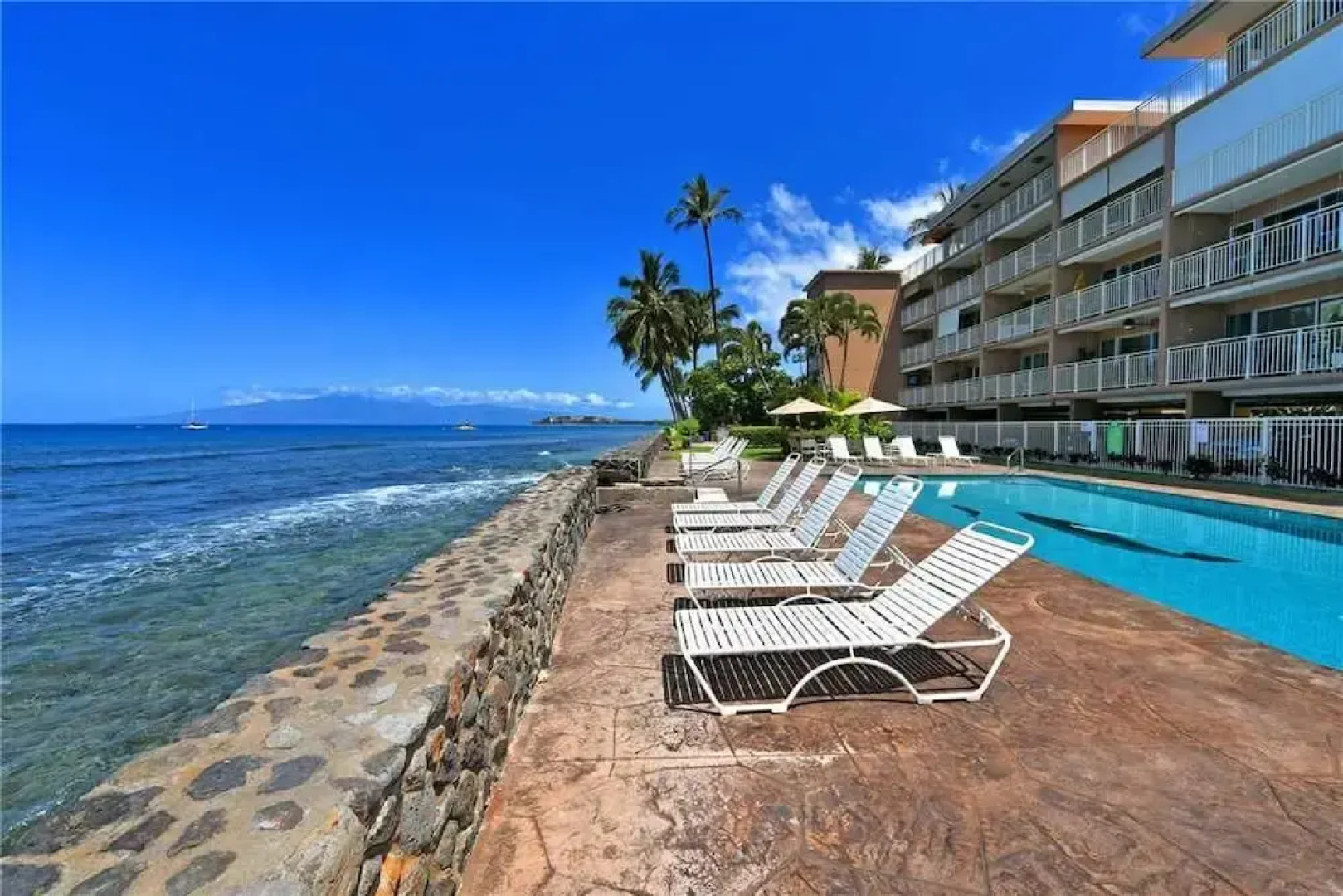 Lahaina Roads #204