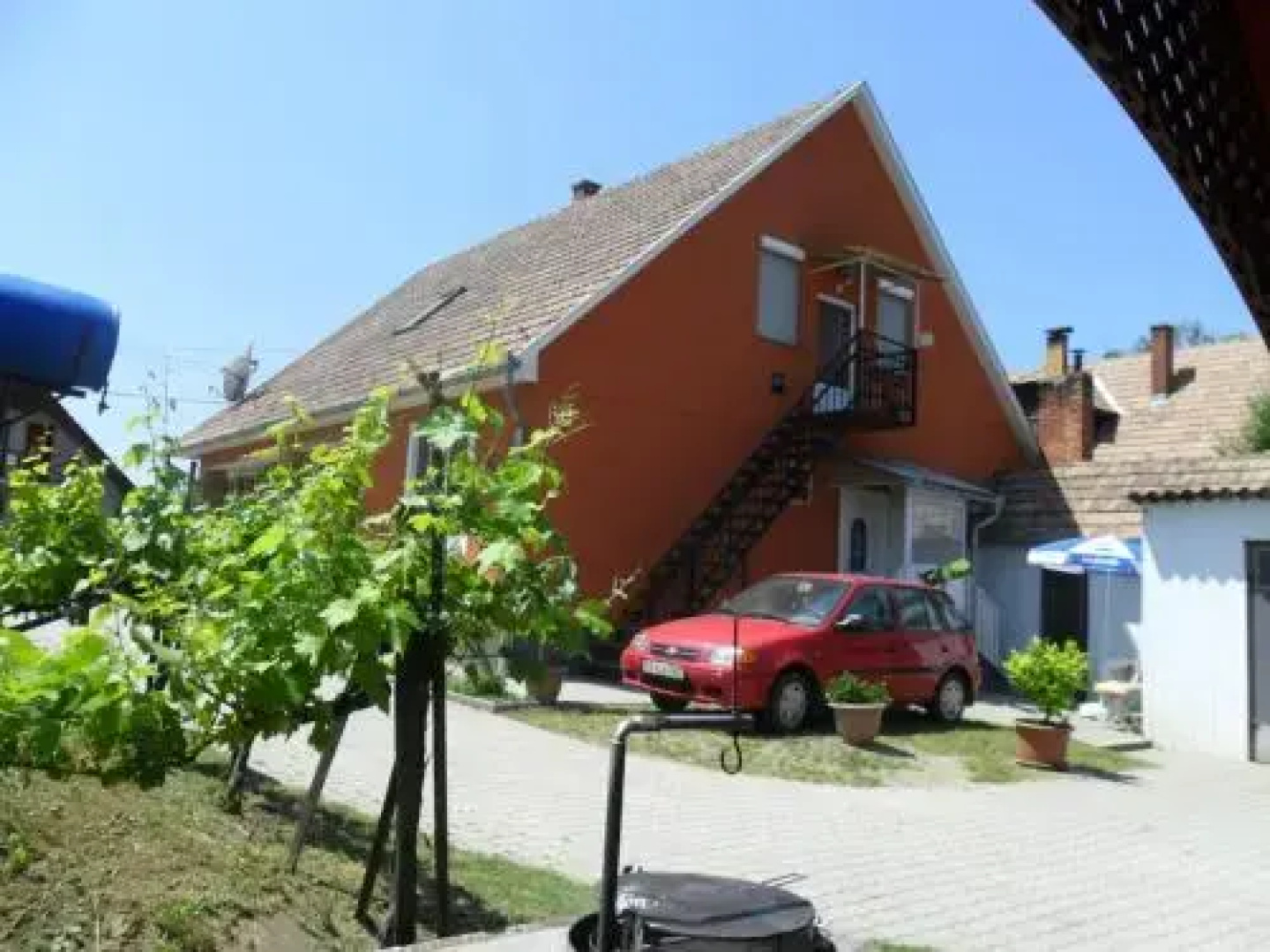 Joli Guesthouse