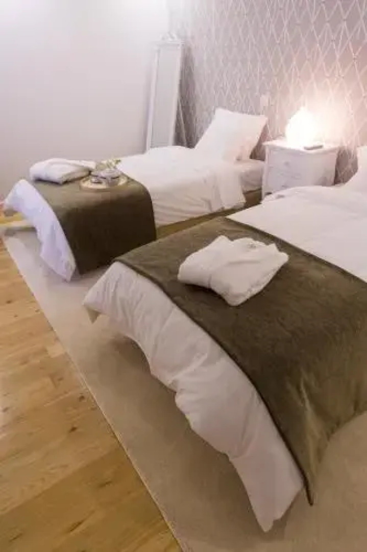 Tea 4 Nine Guest House and Bistro